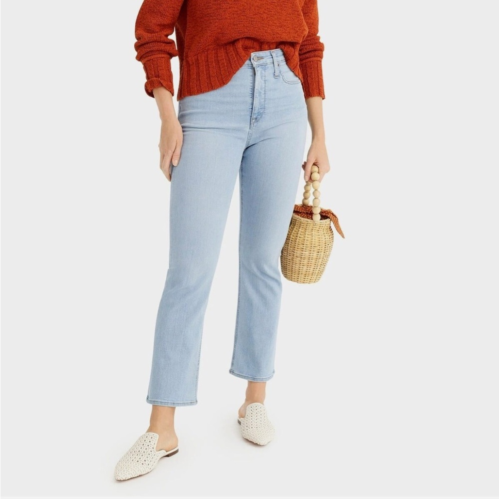 J.crew size 27 curvy Billie Demi Boot Crop jeans